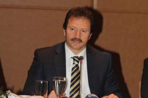 Ankarag&uuml;c&uuml; y&ouml;netiminden son hamle