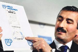 Gizli milyoner esrarını koruyor