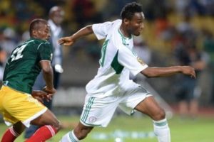 Burkina Faso ve Nijerya &ccedil;eyrek finalde