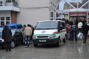 Yol tartışması kanlı bitti: 1 &ouml;l&uuml;