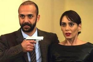 Sarp Akkaya ekranlara geri d&ouml;n&uuml;yor!