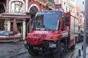 Tarihi meyhanede korkutan yangın