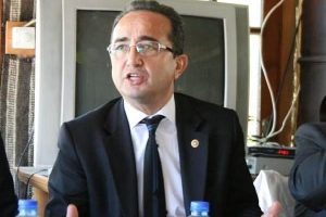 'Başbakan'ın derdi tek yetkili cumhurbaşkanı olmak'