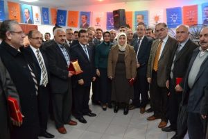 Ak Parti'de durmak yok
