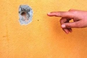 Mermilerden korunmak i&ccedil;in oda değiştirdiler