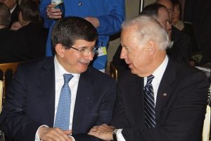 Biden ve Kerry ile ''saldırı''yı g&ouml;r&uuml;şt&uuml;