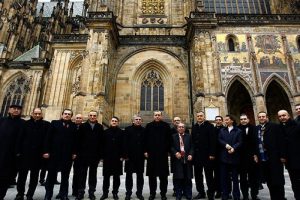 Erdoğan tarihi Prag Kalesi'ni gezdi