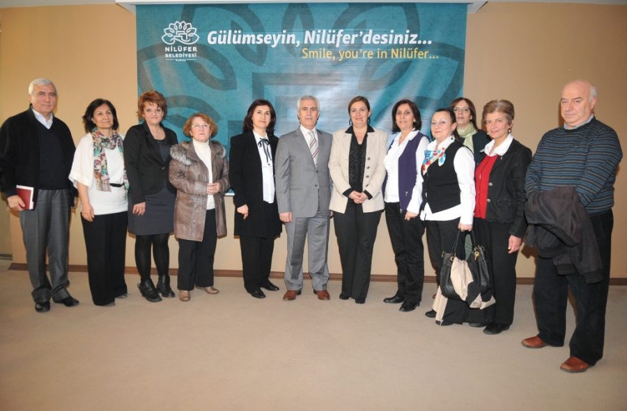 Bozbey'den Nil&uuml;fer Kadın Meclisi'ne tam destek