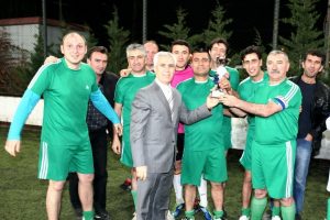 Şampiyon at&ouml;lye korsanları