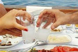 İ&ccedil;ki i&ccedil;en aile fişlendi!