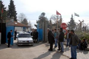 Nizip'te &ccedil;alınan otomobil Suriye'de bulundu