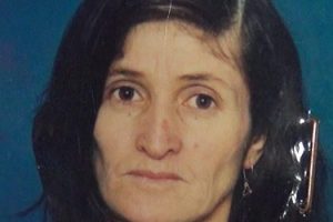Kamyonetin &ccedil;arptığı kadın hastanede &ouml;ld&uuml;