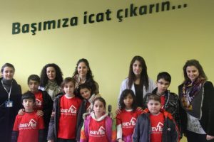 L&Ouml;SEV'li &ccedil;ocukların bilim merakı