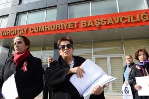 Balyoz sanıklarından adli kontrol talebi