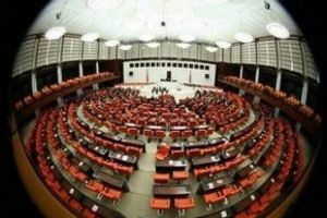 Vekilin oğlu Meclis'in yasaklı listesinde