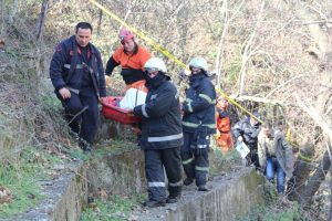 Bursa'da bina yıkımı sırasında ceset bulundu
