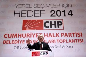 'Oturup d&uuml;ş&uuml;nmemiz lazım'