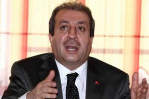 Bakan Eker'den fuar gezisi