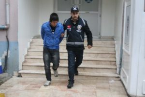Hırsızlık olayına adı karışan iki kişi yakalandı