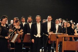 Senfoni'den Uludağ &Uuml;niversitesi'ne m&uuml;zik ziyafeti