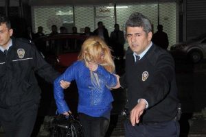 Kıskan&ccedil;lık krizi kanlı bitti