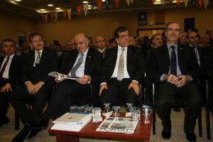 "Herg&uuml;n bina yıkıyoruz, kimseyle problemimiz yok"
