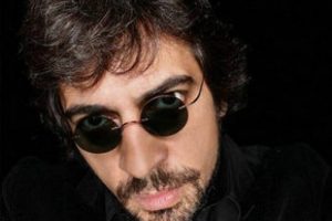 Okan Bay&uuml;lgen'den k&uuml;f&uuml;rl&uuml; tweet!