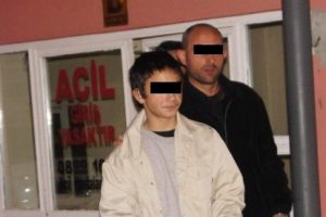 K&uuml;&ccedil;&uuml;k yaşta hırsızlık yapan &ccedil;ocuk tutuklandı