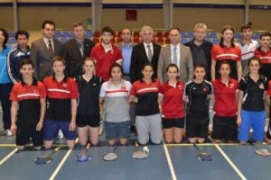 Badminton Milli takımına moral ziyareti