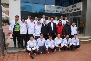 Gemlik Belediye U 16 gol yağdırdı