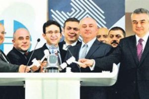 2013'&uuml;n ilk halka arzı Halk GYO'dan