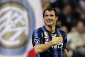 Sezon sonunda futbolu bırakabilirim