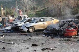 Kırmızı montlu saldırgan aranıyor