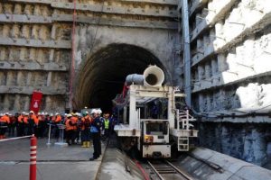 Anadolu Yakası'nda ikinci metro t&uuml;neli kazılmaya başlandı