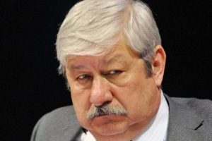 CHP'li Akaydın Başbakan Erdoğan'ı kutladı
