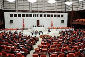 "Milletvekili yemini Kur'an &uuml;zerine olacak"
