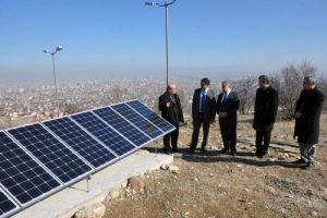 &Uuml;niversitenin elektriği r&uuml;zgar ve g&uuml;neşten