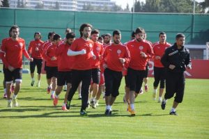 MP Antalyaspor'da Karab&uuml;kspor mesaisi s&uuml;r&uuml;yor