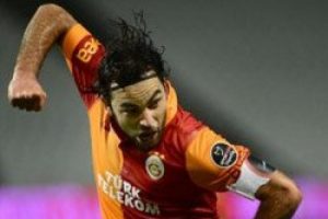 Sel&ccedil;uk İnan'ın peşine Milan d&uuml;şt&uuml;