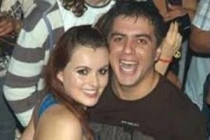 İkiz kardeşinin katiliyle evleniyor
