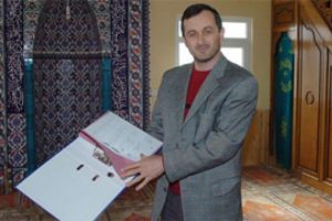 Cemaat k&uuml;s&uuml;nce imam soluğu mahkemede aldı...