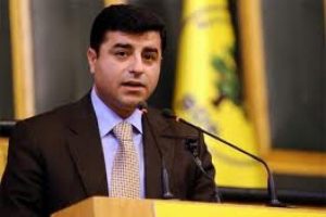 Demirtaş'tan İmralı a&ccedil;ıklaması