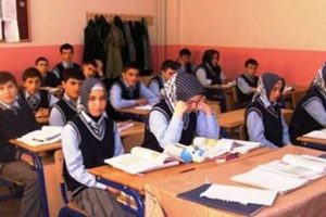 İmam hatip mezunu olmayana burs yok