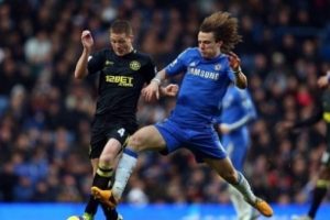 Bar&ccedil;a Puyol'un veliahtını İngiltere'de buldu