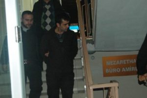 Polisten uyuşturucu ve sahte para operasyonu