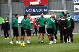 Hikmet Karaman'dan savunmaya uyarı