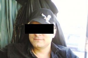 Kanser hastası eşini ve kayınpederini d&ouml;ven polise tayin