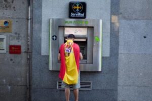 İspanyol bankalarında sorunlu krediler azaldı