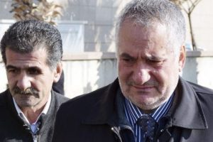 Oğlununu tabutunu g&ouml;rd&uuml; y&uuml;reği dağlandı