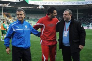 Sinan Kaloğlu'ndan Bursaspor taraftarına teşekk&uuml;r